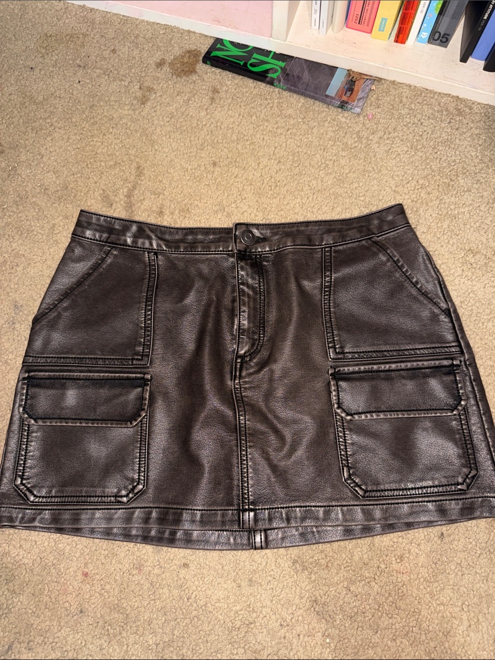 Ci Sono Black Faux Leather Mini Skirt with Front Flap Pockets